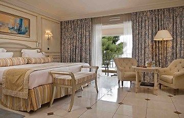 Hotel Le Club De Cavaliere And Spa Le Lavandou Exterior foto